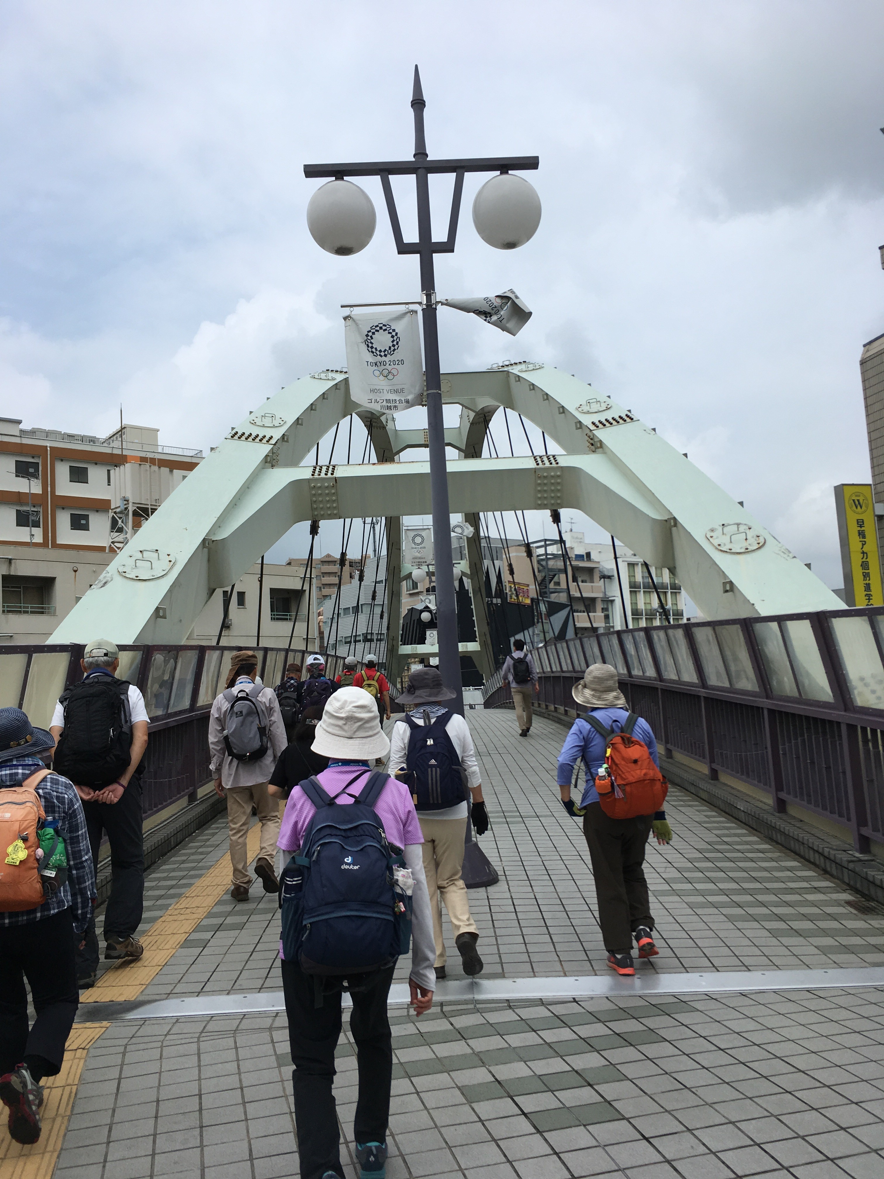 アーチ橋下踏切　東武東上線、JR川越線川越駅付近